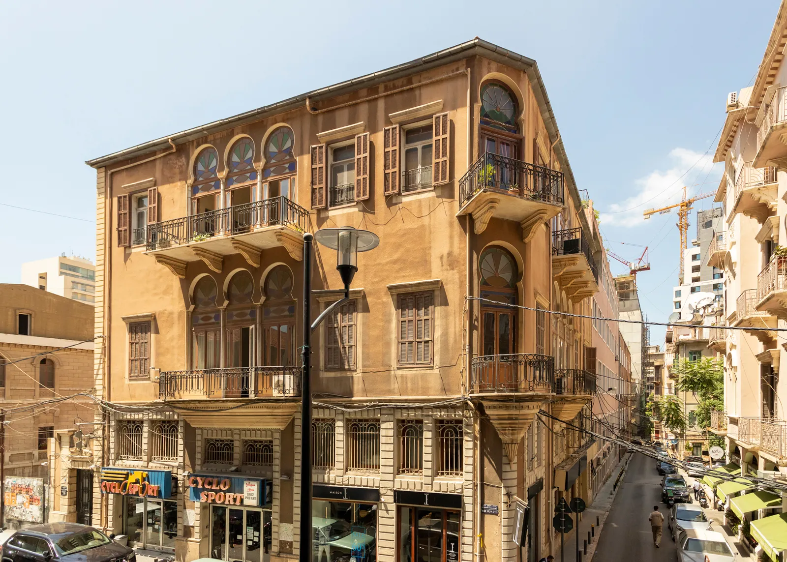 Exploring the Dynamic Architecture of Lebanon: A Blend of History and Modernity